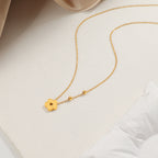 Collier pour femme avec pendentif motif floral