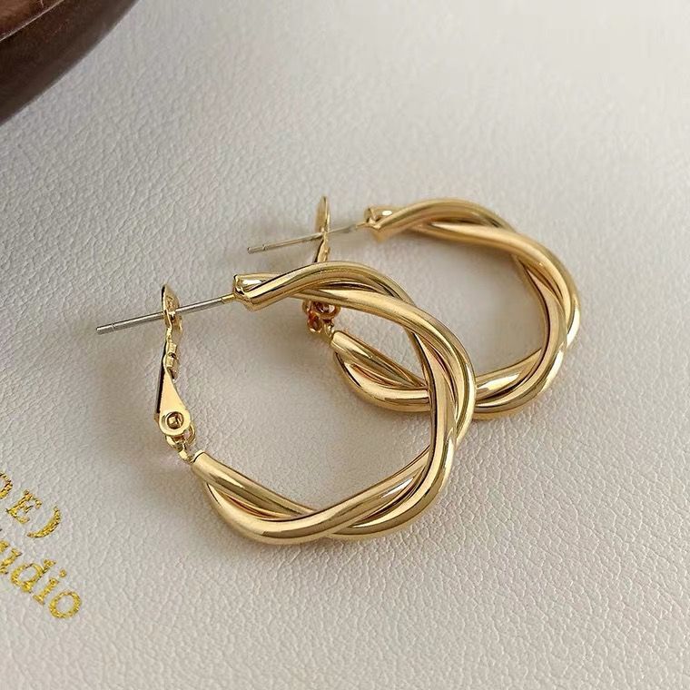 Boucles d'oreilles spirales élégantes