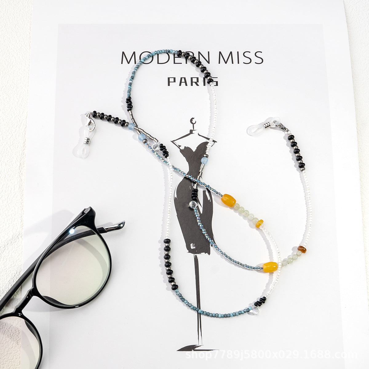 Chaîne de lunettes en perles artisanale