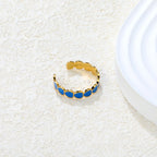 Bracelet ouvert pour femme avec motifs cœurs