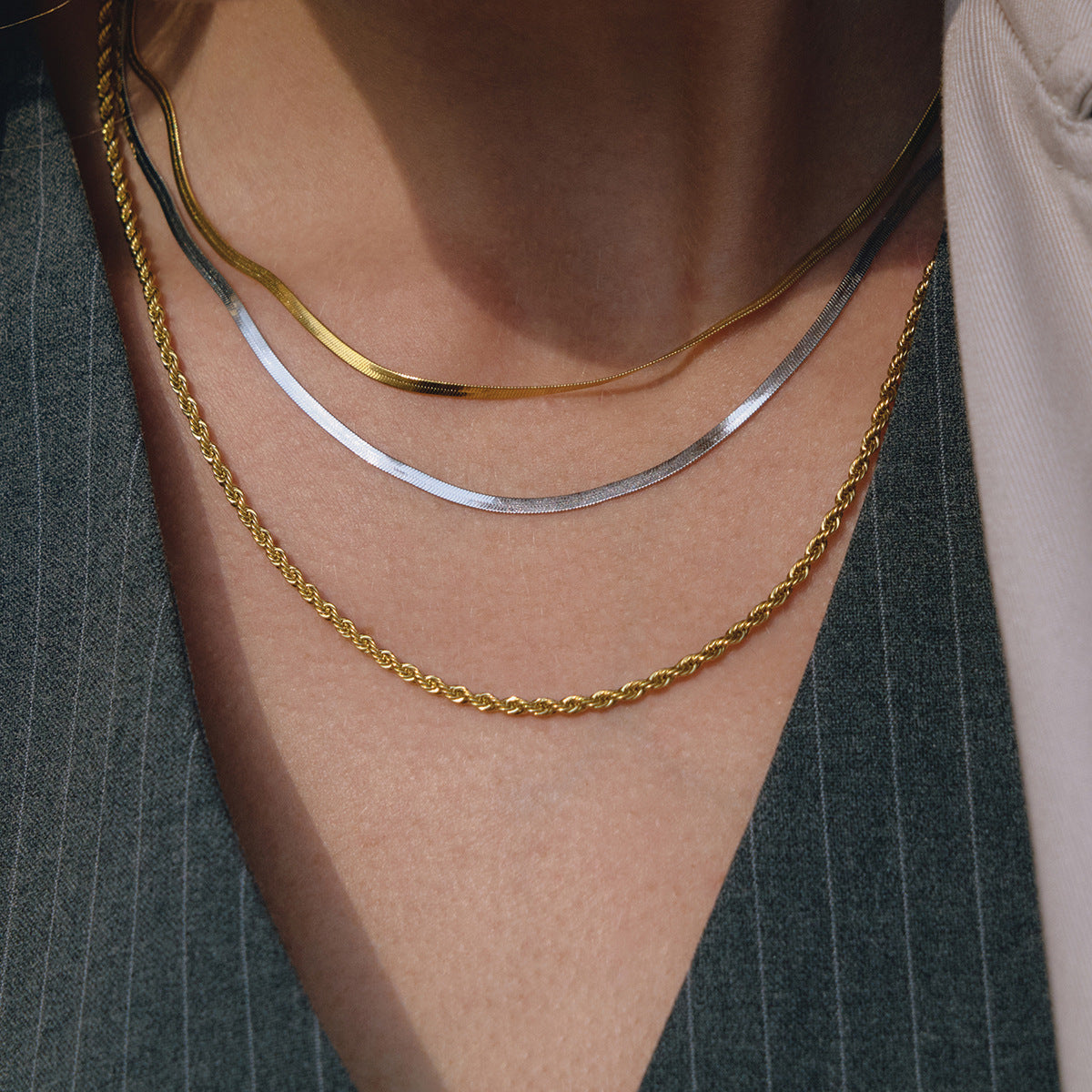 Collier multi-rangs pour femme en acier inoxydable hypoallergénique