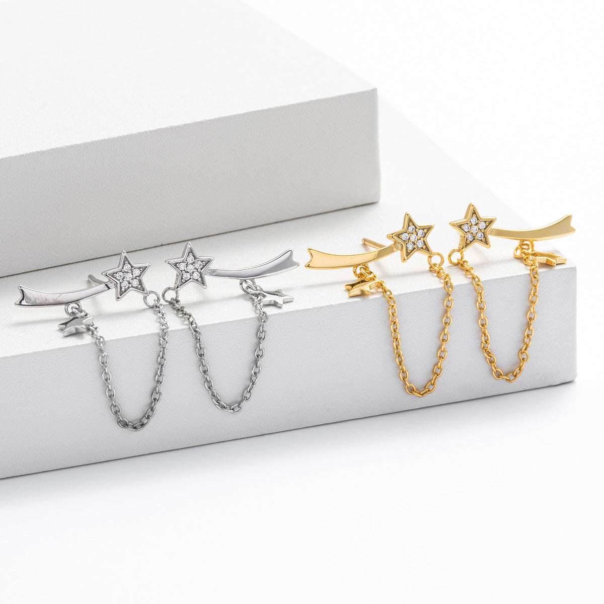 Ohrhänger für Damen mit Zirkonia-Anhängern und Sternendesign