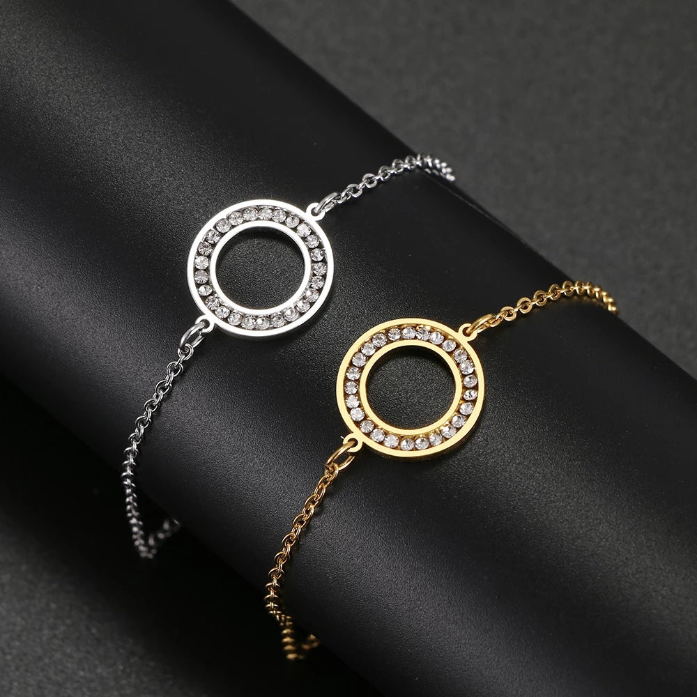 Bracelet délicat pour femme avec anneau en cristal