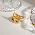 Bague torsadée élégante en acier inoxydable pour femme