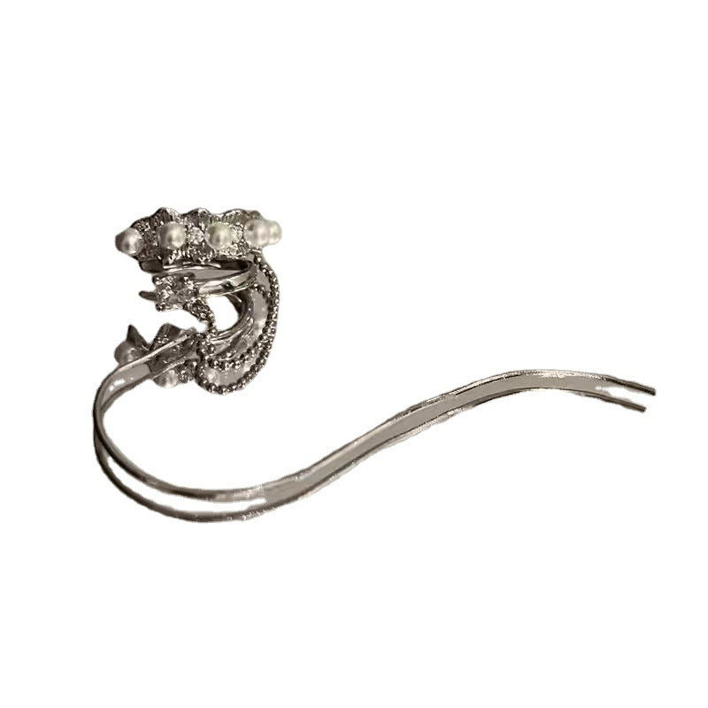 Bague chaîne élégante avec perle et cristal