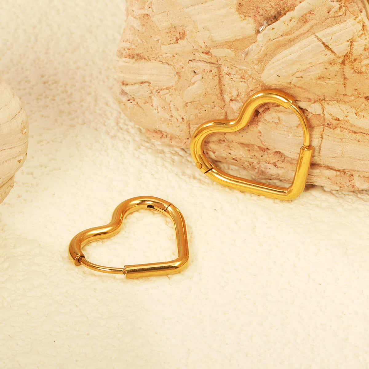 Boucles d'oreilles pendantes cœur en acier inoxydable pour femme