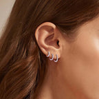 Boucles d'oreilles pendantes avec zircons modernes
