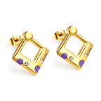 Boucles d'oreilles puces pour femme au design géométrique moderne
