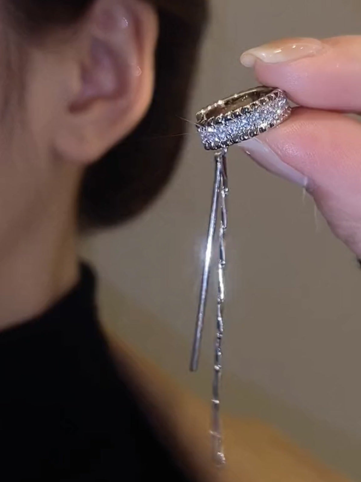 Boucles d'oreilles glamour avec pierres étincelantes