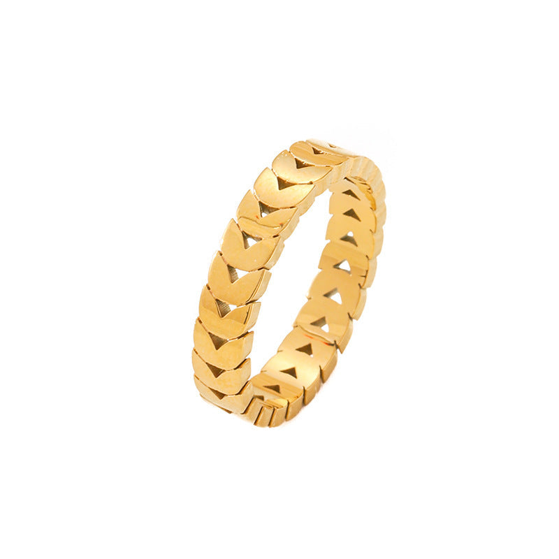 Bague pour femme avec motif ondulé élégant