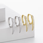Boucles d'oreilles pendantes spirales avec zirconiums