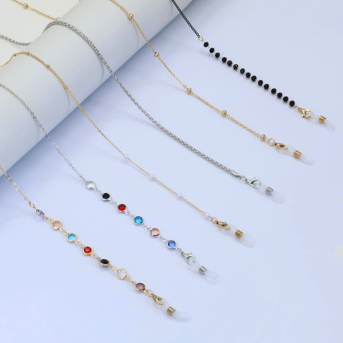 Chaîne de lunettes en pierres précieuses multicolores