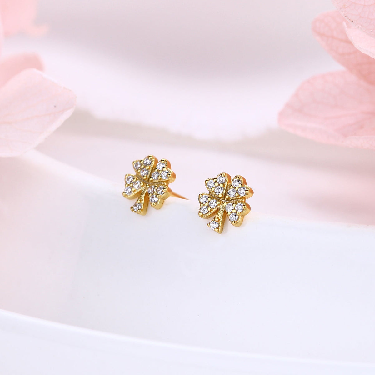 Boucles d'oreilles puces trèfle en argent sterling 925