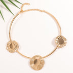 Collier pour femme au design moderne et sculptural