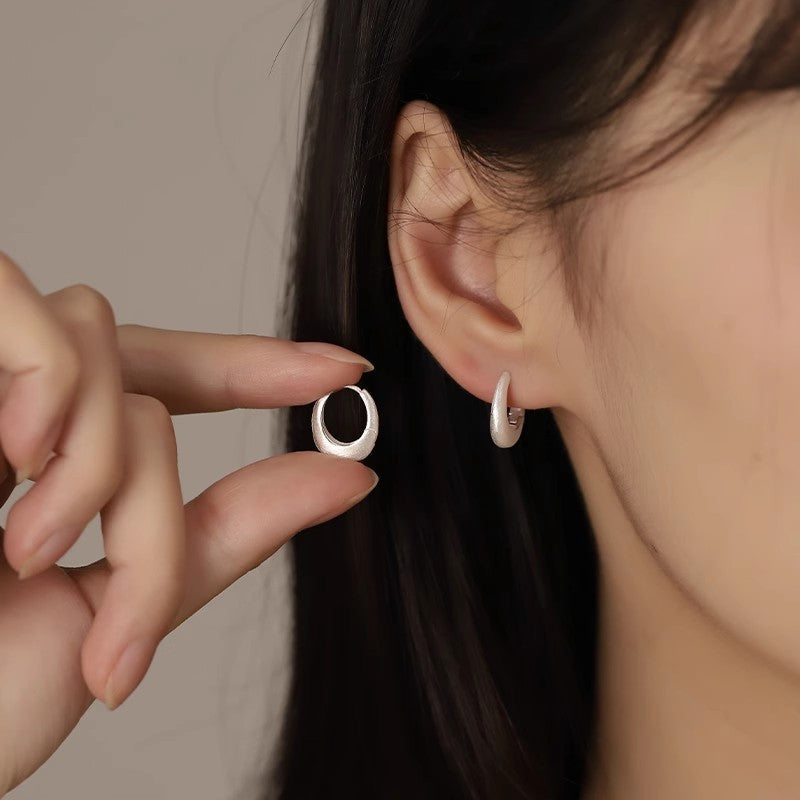 Boucles d'oreilles pendantes pour femme motif demi-lune en acier inoxydable
