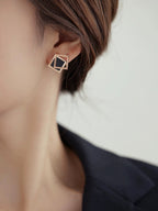 Boucles d'oreilles géométriques superposées pour femme