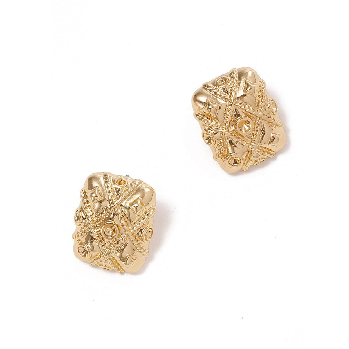 Clous d'oreilles dorés pour femme