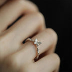 Bague fine pour femme motif papillon