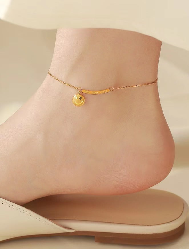 Bracelet à breloques minimaliste réglable pour femme