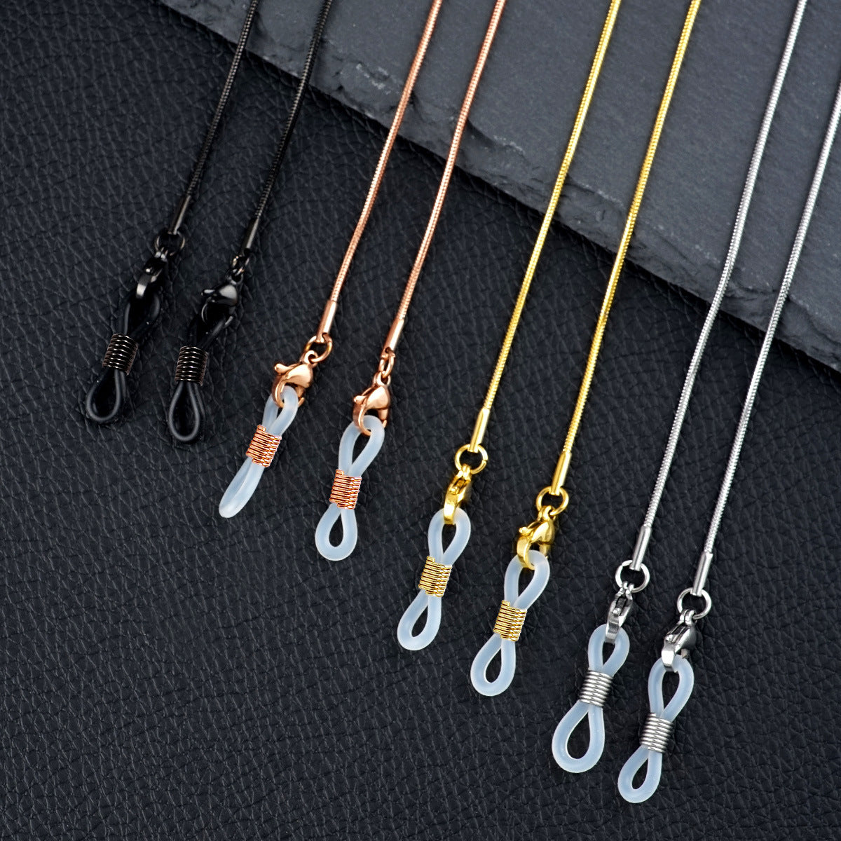 Collier chaîne argentée élégant