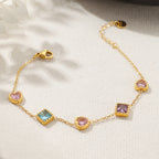 Bracelet délicat pour femme avec éléments en pierres précieuses colorées