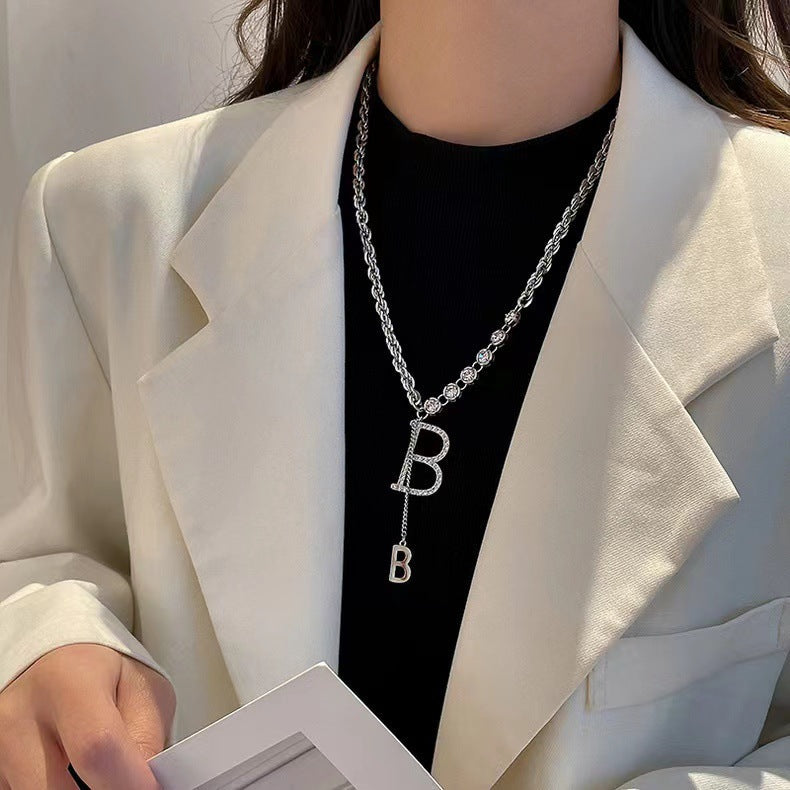 Collier pendentif superposé élégant