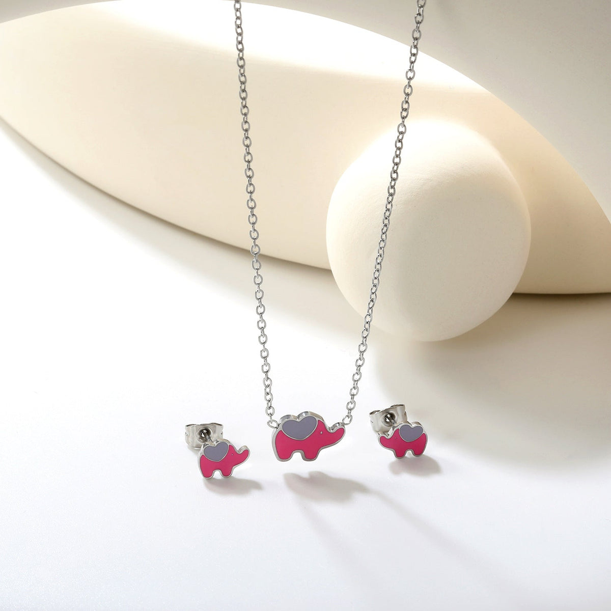 Parure de bijoux pour femme avec pendentif éléphant