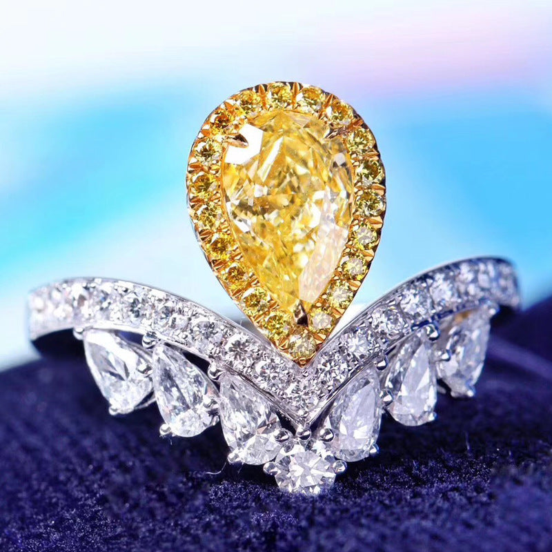 Bague élégante pour femme avec pierre en forme de goutte et cristaux