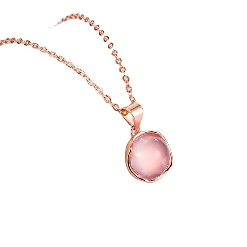 Collier avec pendentif cercle exquis et accent étincelant