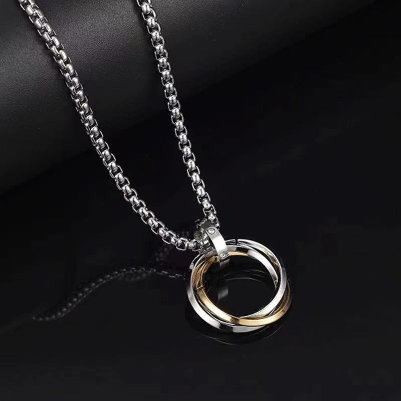 Collier anneaux entrelacés