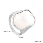 Bague pour femme avec incrustation de coquillage