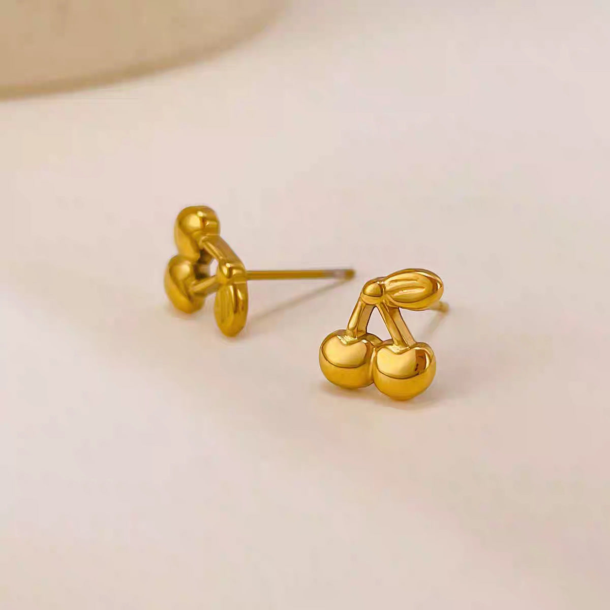 Boucles d'oreilles puces cerises pour femme