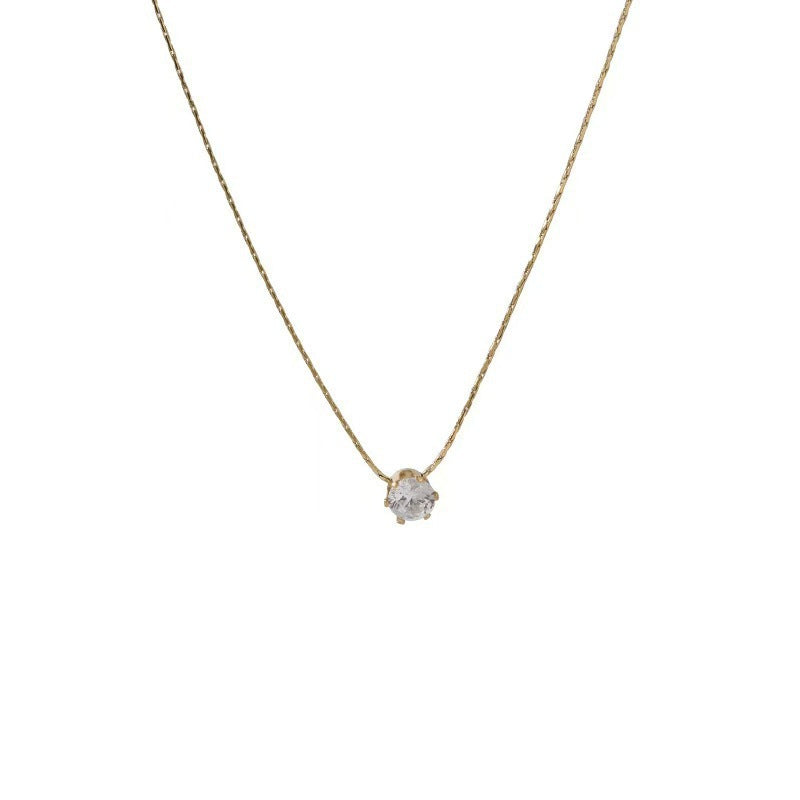 Collier pendentif en cristal élégant
