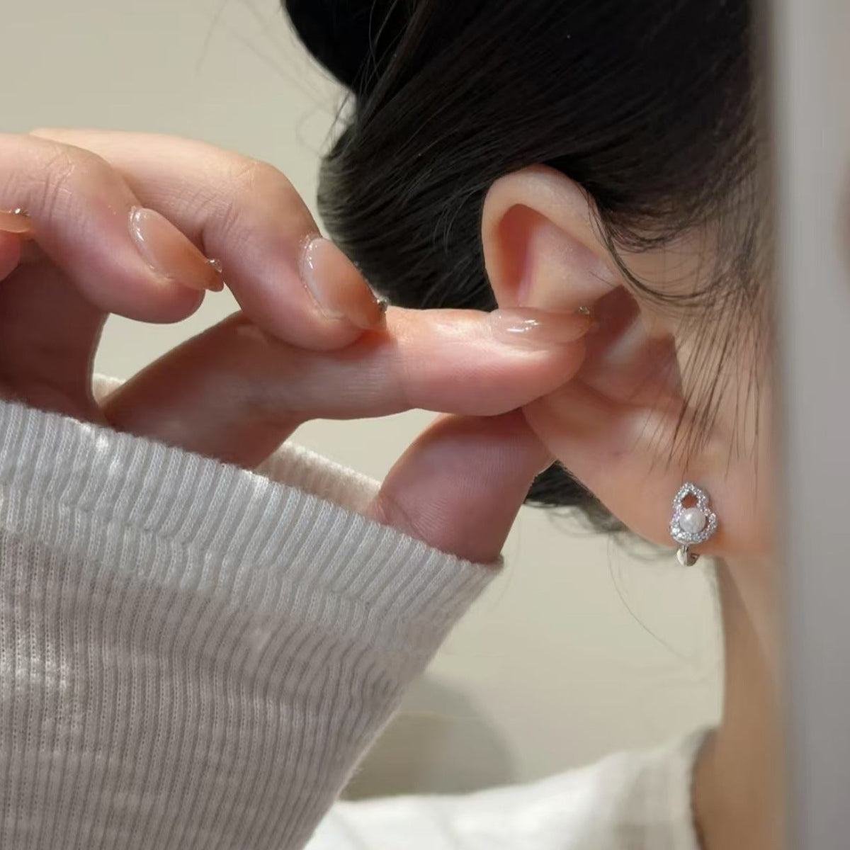 Clous d'oreilles pour femme avec zircon et perle