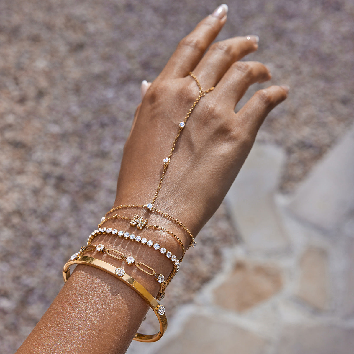 Bracelet pour femme en acier inoxydable avec cristaux