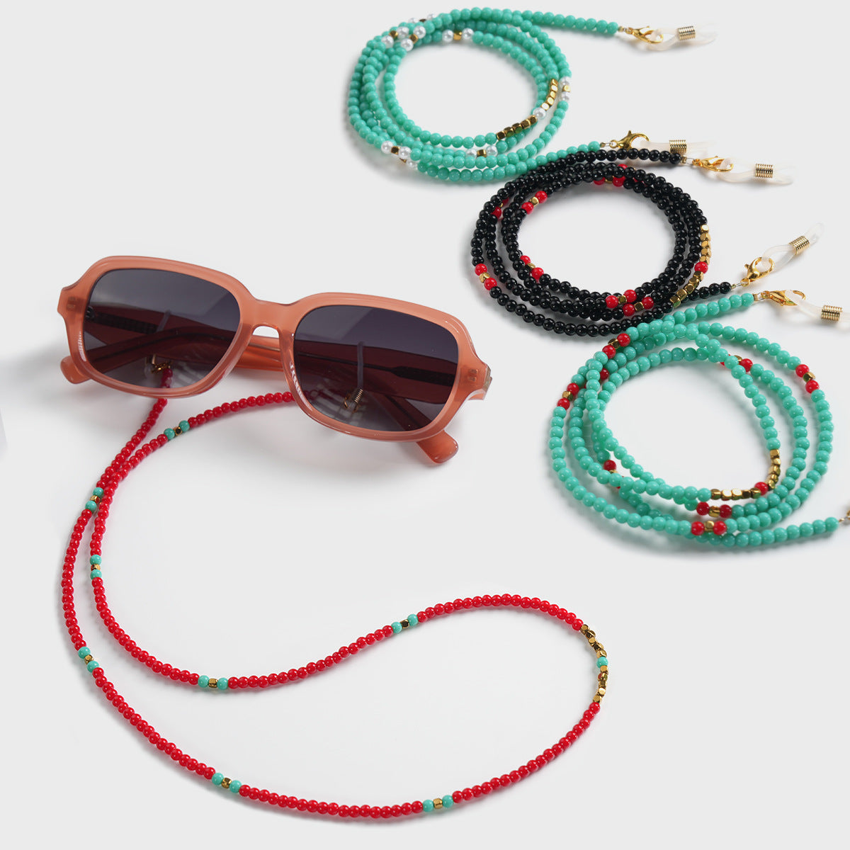 Chaîne de lunettes artisanale en perles