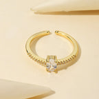 Bague ouverte élégante pour femme avec zircone