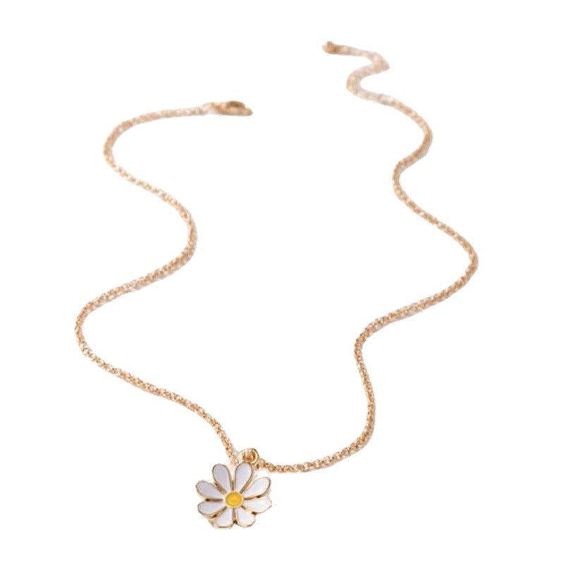 Collier pour femme avec pendentif marguerite