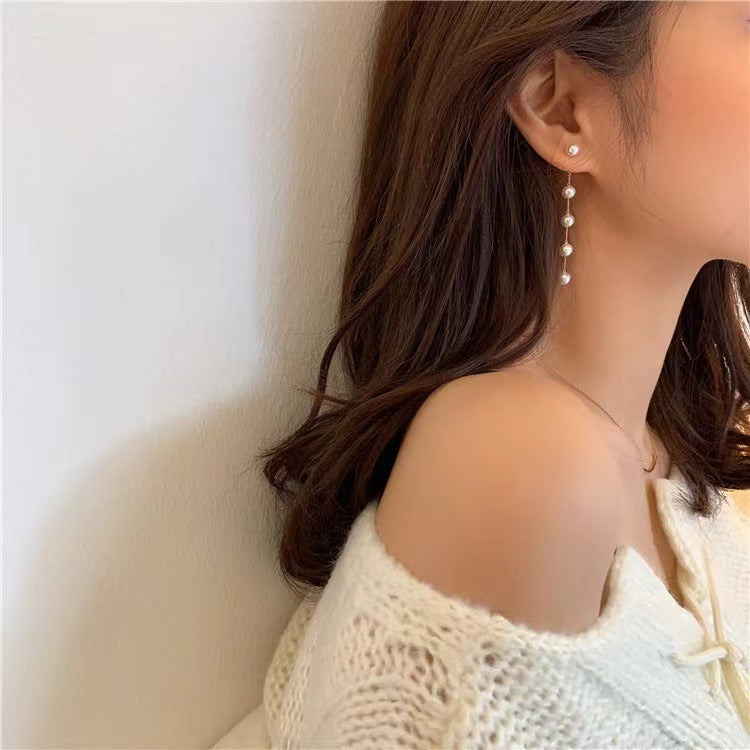 Boucles d'oreilles pendantes chaîne et perles