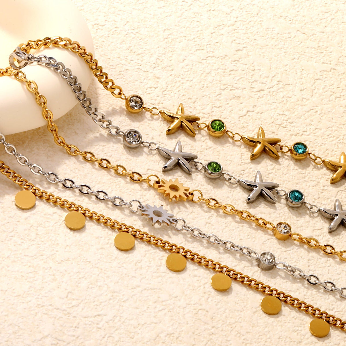 Bracelet pour femme avec pendentif étoile scintillant et design réglable