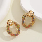 Boucles d'oreilles pendantes pour femme avec design en filet coloré