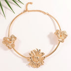 Collier pour femme au design moderne et sculptural