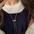 Collier minimaliste avec pendentif élégant