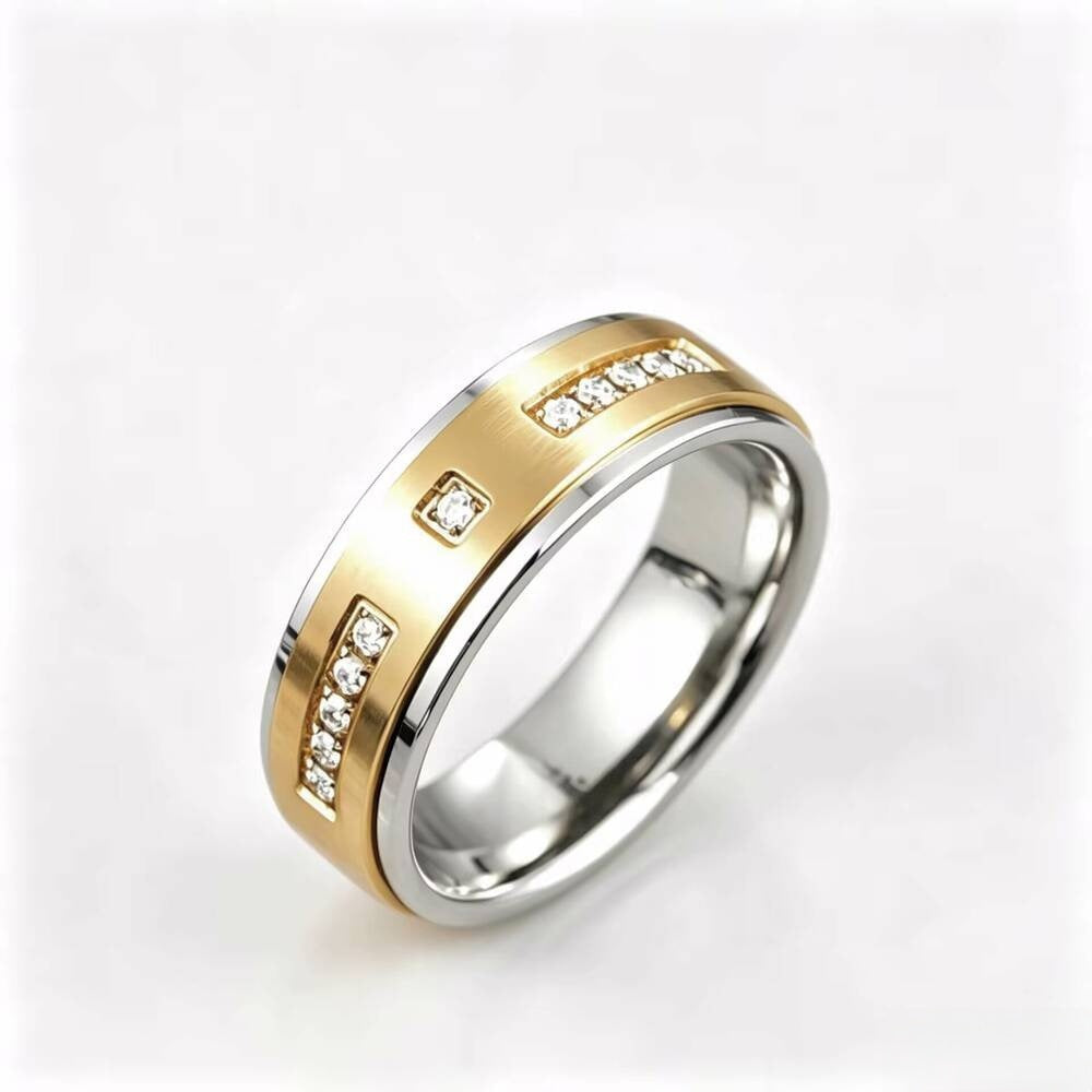Bague pour homme avec zircons et finition bicolore en acier inoxydable