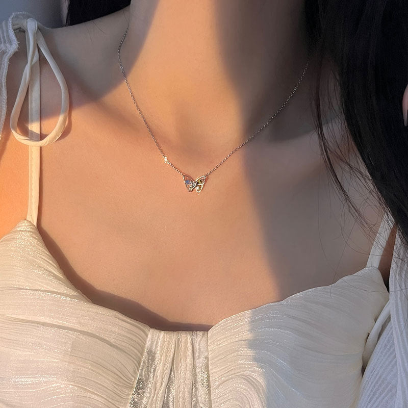 Collier femme papillon avec cristaux