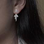 Damen Ohrhänger mit verspieltem Design und elegantem Knoten