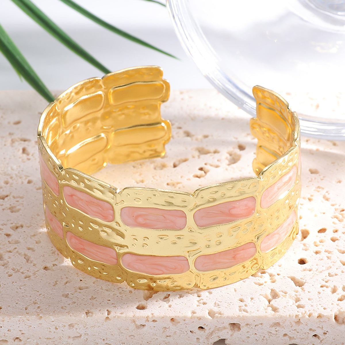 Bracelet jonc élégant et stylé pour femme