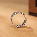 Bague ouverte pour femme avec motif ondulé artistique