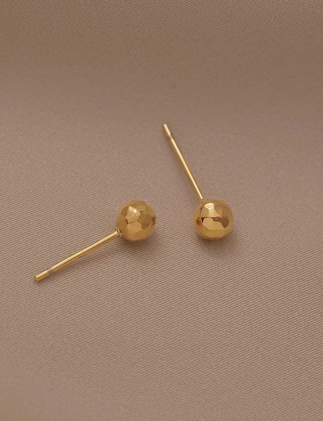 Boucles d'oreilles puces boule géométrique