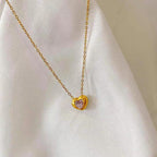 Collier pour femme avec pendentif cœur en cristal